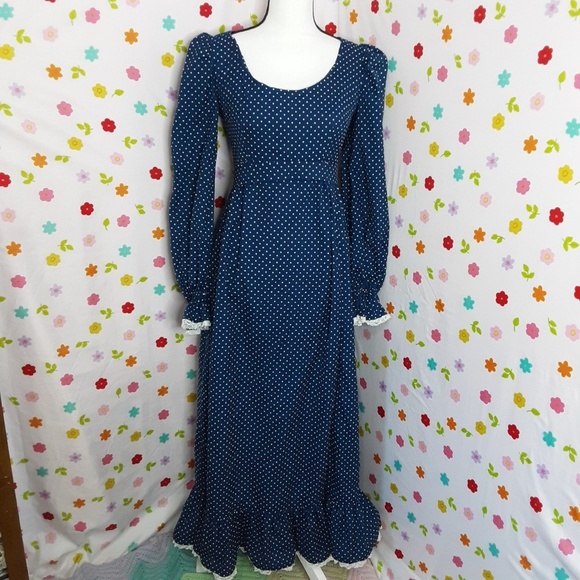 American Vintage Dresses & Skirts - VTG 70's Homemade Prairie Dress